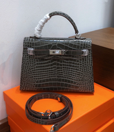 Hermes Kelly Sellier 22 Étoupe Shiny Alligator Silver Hardware
