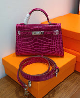 Hermes Kelly Sellier 19cm Fuchsia Shiny Crocodile Leather Gold Hardware & Palladium Hardware Women Handbag