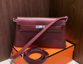 Hermes Kelly Elan 25 Underarm Baguette Bag, Genuine Top Layer Cowhide Goat Grain Leather, SilverHardware Vintage Wine Red Shoulder Handbag, Elegant Luxury Quiet Glam Daily Purse Size 25×6.5×15cm