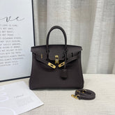 Hermès Birkin 25 Togo handbag is made of extremely soft calfskin