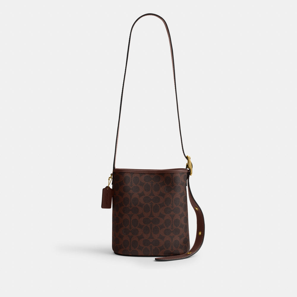 Bleecker Bucket Bag 21 In Signature Canvas