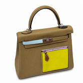 Hermès Kelly colormatic is an upgraded version of Lakis. nata Kelly25+Colormatic limited edition+silver buckle, the buff is fully stacked.