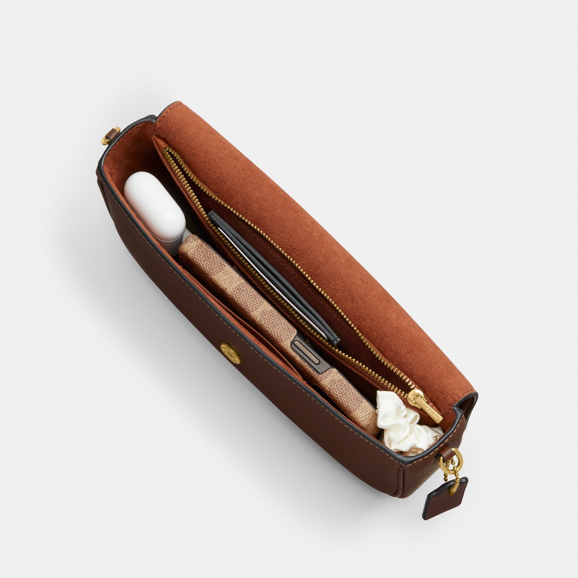 Brook Flap Chain Bag In Signature Canvas