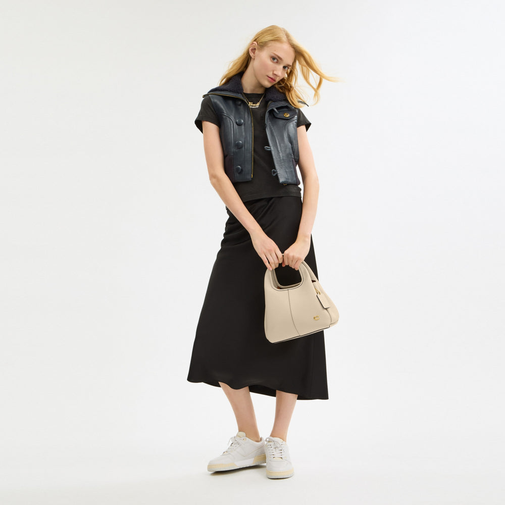 Lana Shoulder Bag 23