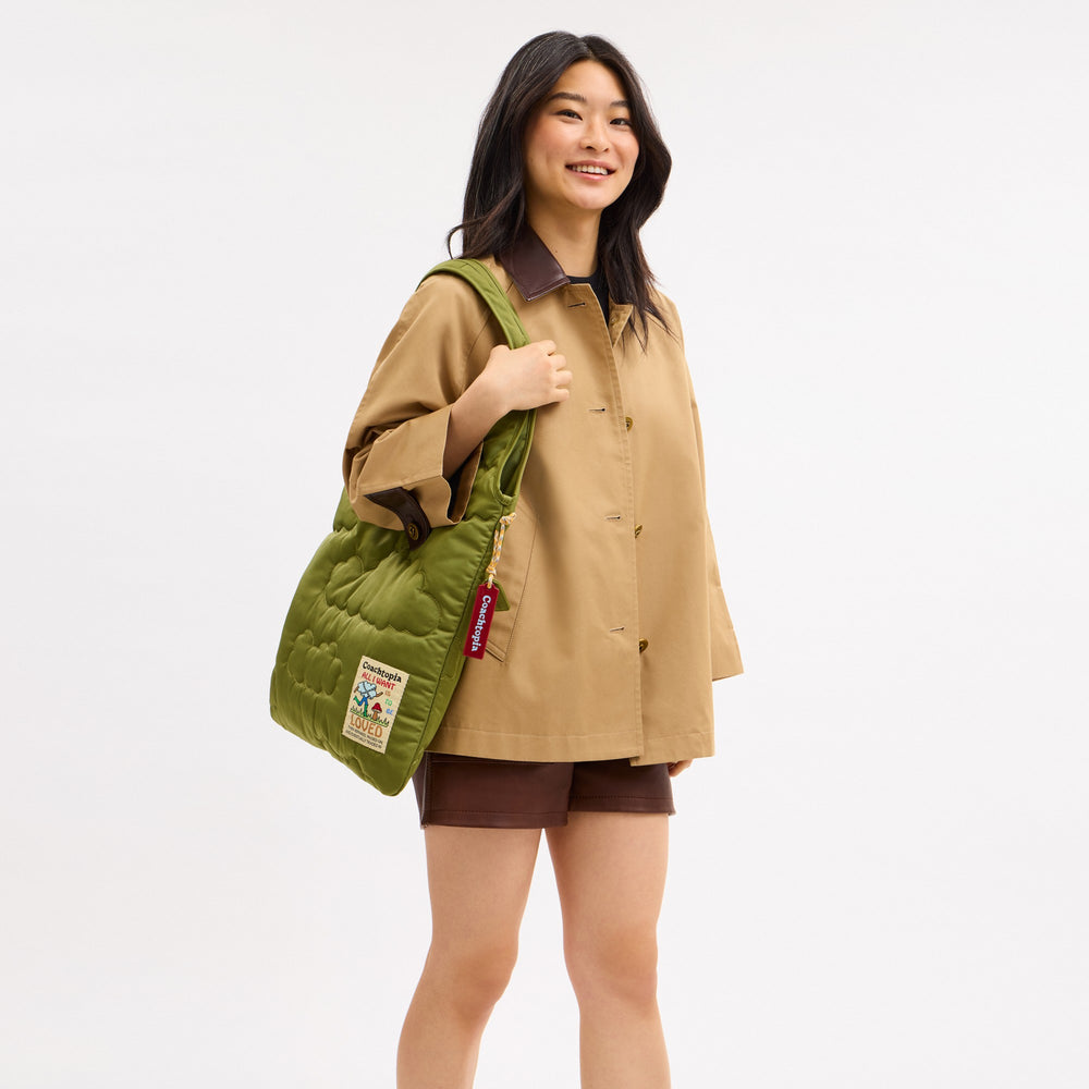 Coachtopia Loop Flat Tote With Cloud Quilting